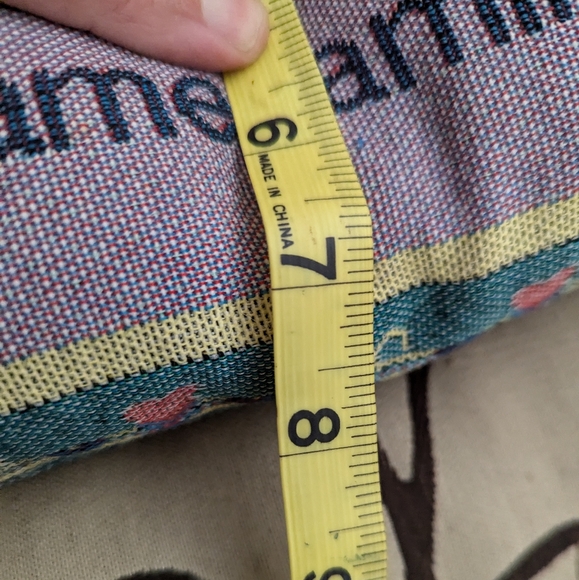 Cousin decorative pillow - Picture 3 of 4